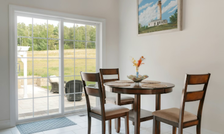 5 Signs It’s Time to Upgrade Your Patio Door Screen