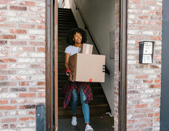 4 Costly Mistakes People Make When Hiring Local Movers
