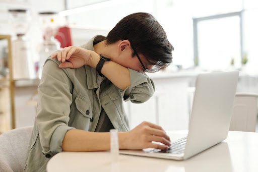 When You Need Time Off Work: 3 Things To Keep In Mind